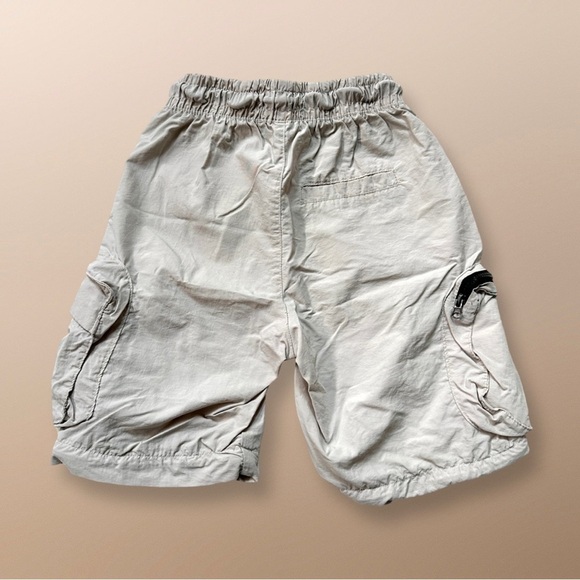 ⭐️ 5 for $25 Kids RESERVED Beige Convertible Shorts/Pants Size 110 cm 5 years - Picture 2 of 7